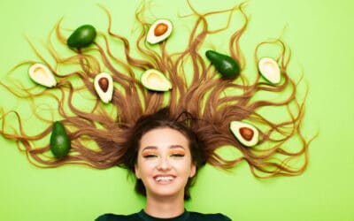 Perdre des cheveux? Les aliments prioritaires à manger selon une diététicienne