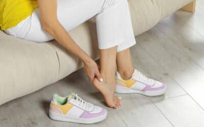 Mauvaise odeur des pieds: 3 astuces validées par une dermato pour y remédier